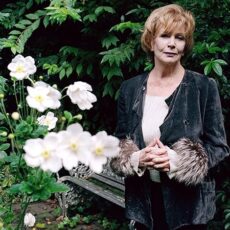 Edna O'Brien profile image