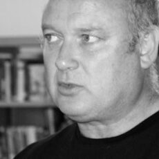 Louis De Bernieres profile image